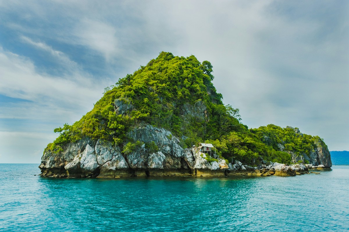 Antigua vs Grenada 2026: So Sánh Hai Chương Trình CBI Caribbean Hàng Đầu — Đâu Là Lựa Chọn Tốt Hơn Cho Nhà Đầu Tư Việt?