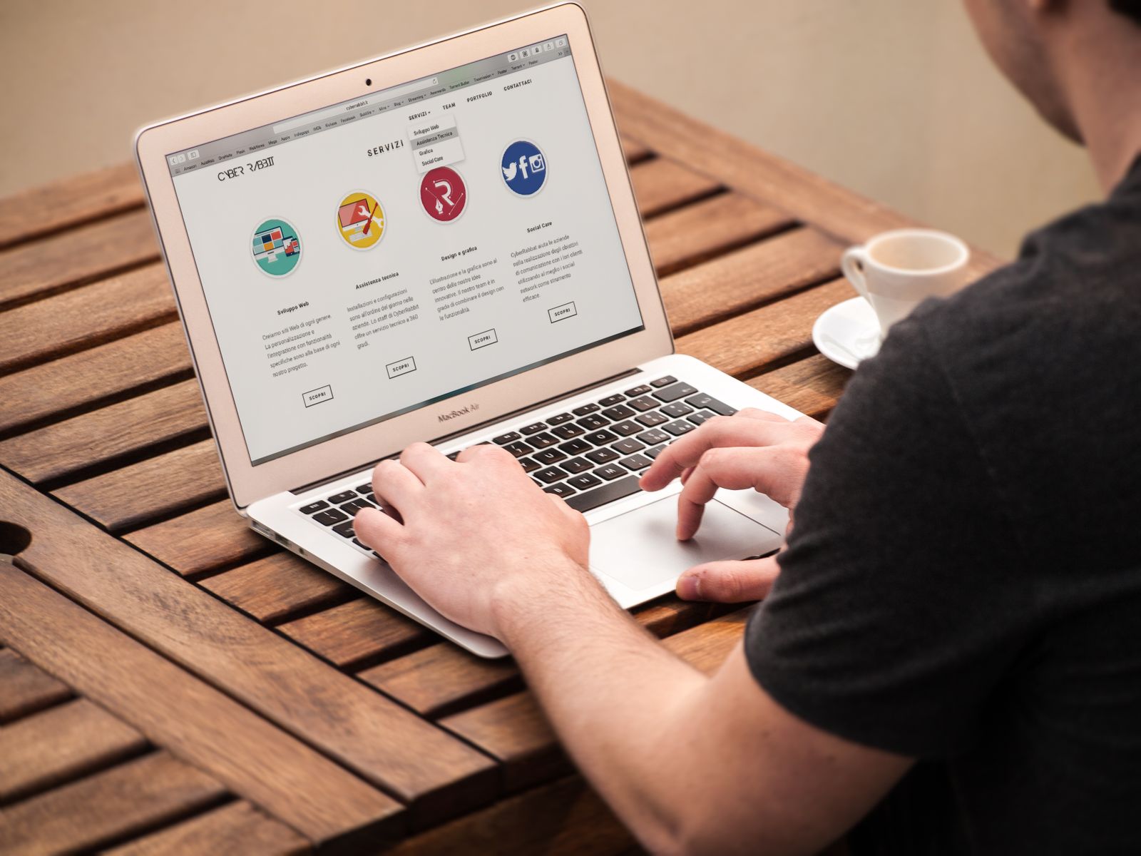 The Borderless Earner: Why Digital-First Investors Still Need a Legal Home